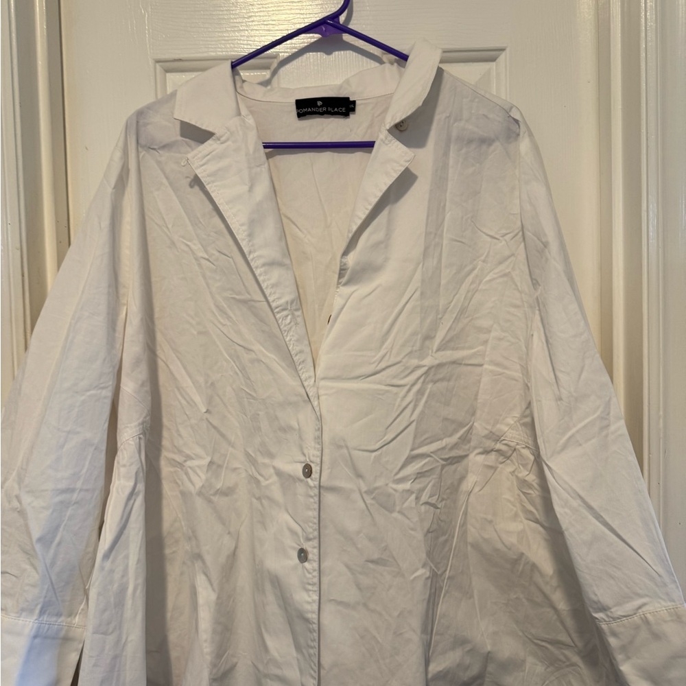 Pomander Place Classic White Shirt